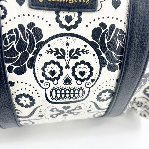 ✅ Disney Parks Loungefly Sugar Skull Black & White Satchel Purse - Picture 7 of 8